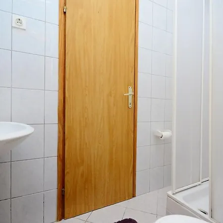 Ante Lejlighed Njivice