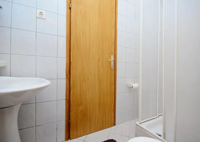 Ante Apartmán Njivice